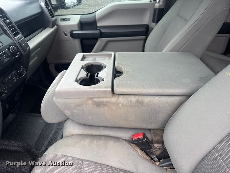 image for item EG2158 2022 Ford F350 Super Duty XL Ext. Cab flatbed pickup truck