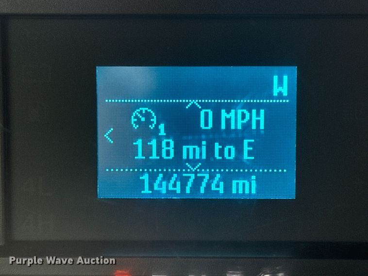 image for item EG2158 2022 Ford F350 Super Duty XL Ext. Cab flatbed pickup truck