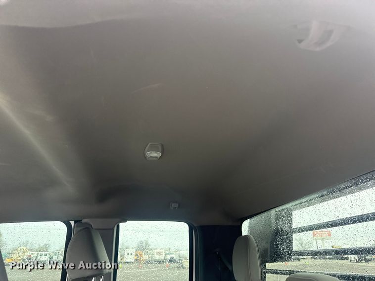 image for item EG2158 2022 Ford F350 Super Duty XL Ext. Cab flatbed pickup truck