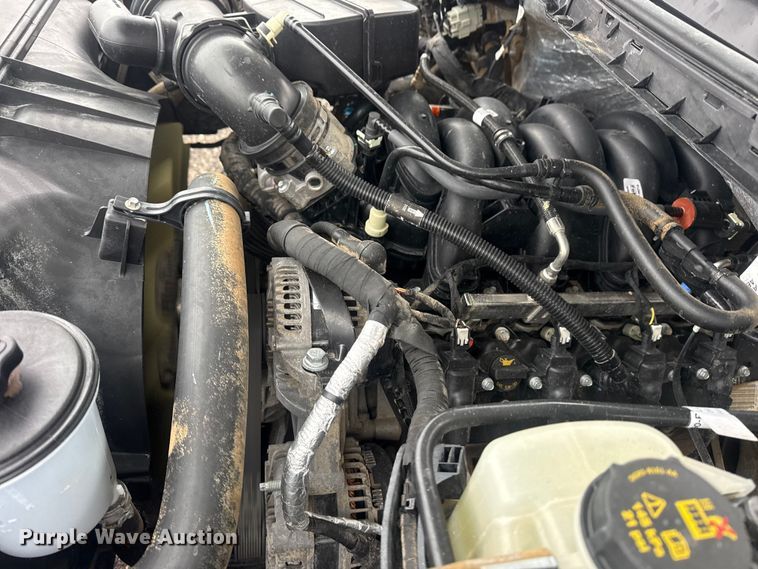 image for item EG2158 2022 Ford F350 Super Duty XL Ext. Cab flatbed pickup truck