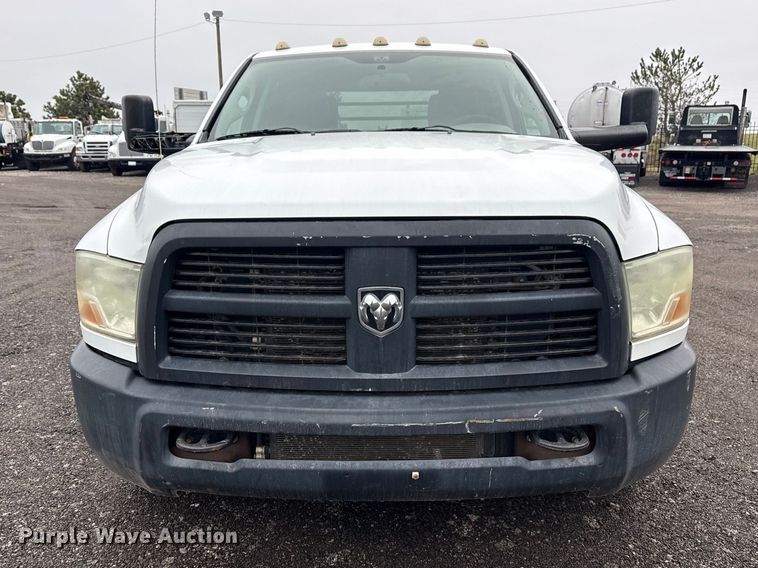 image for item EG2164 2012 Dodge Ram 3500 Crew Cab flatbed pickup truck