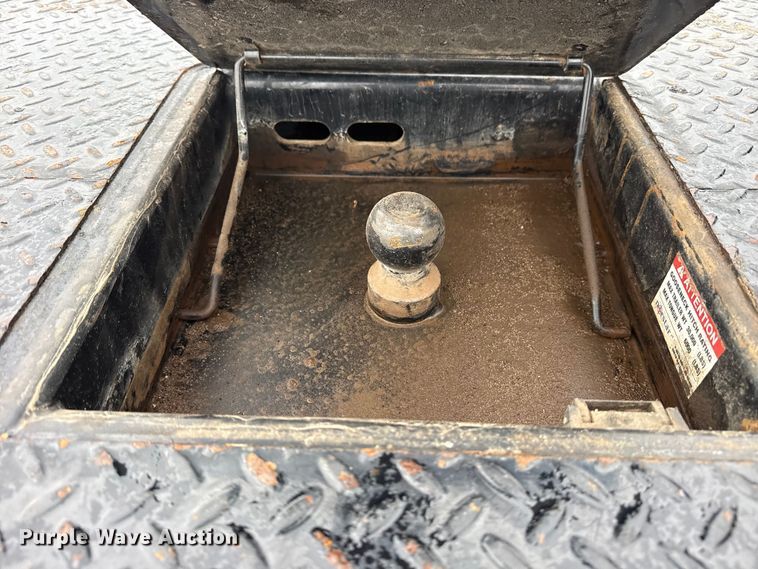 image for item EG2164 2012 Dodge Ram 3500 Crew Cab flatbed pickup truck