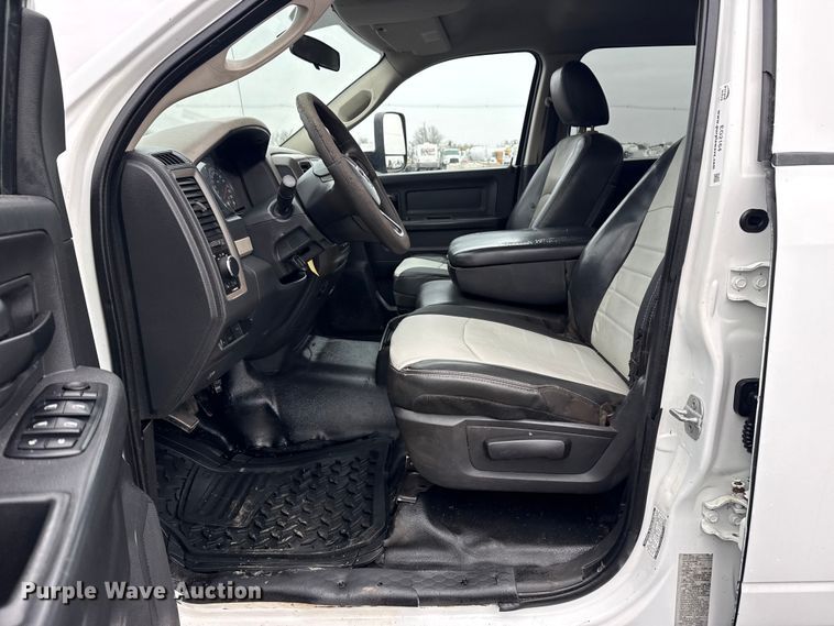 image for item EG2164 2012 Dodge Ram 3500 Crew Cab flatbed pickup truck