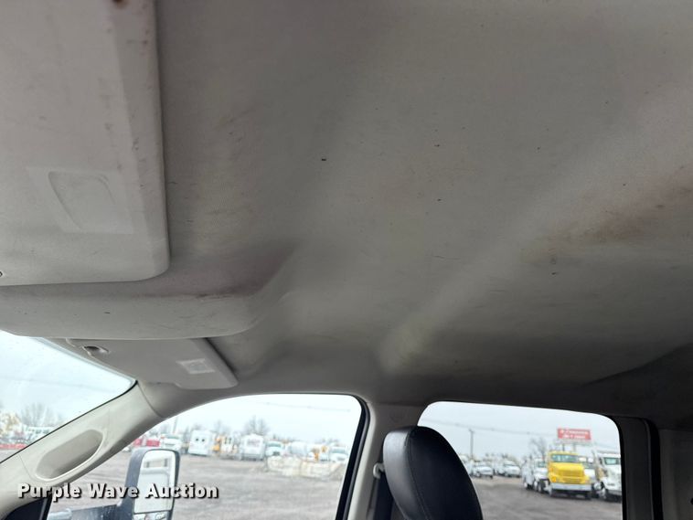 image for item EG2164 2012 Dodge Ram 3500 Crew Cab flatbed pickup truck