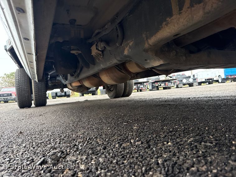 image for item EG2164 2012 Dodge Ram 3500 Crew Cab flatbed pickup truck