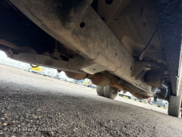 image for item EG2164 2012 Dodge Ram 3500 Crew Cab flatbed pickup truck