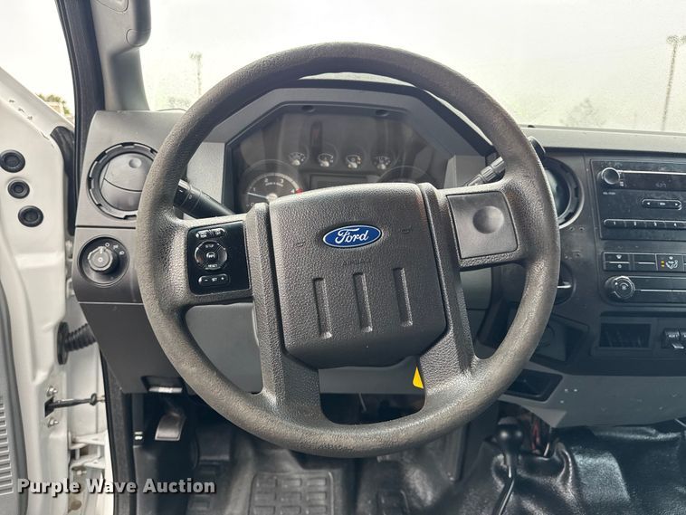 image for item EG8848 2015 Ford F450 Super Duty Crew Cab flatbed truck