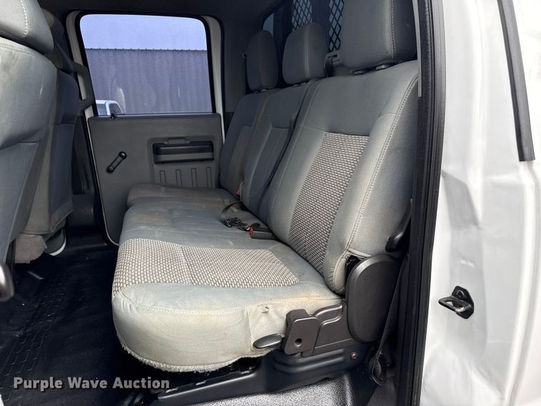 image for item EG8848 2015 Ford F450 Super Duty Crew Cab flatbed truck