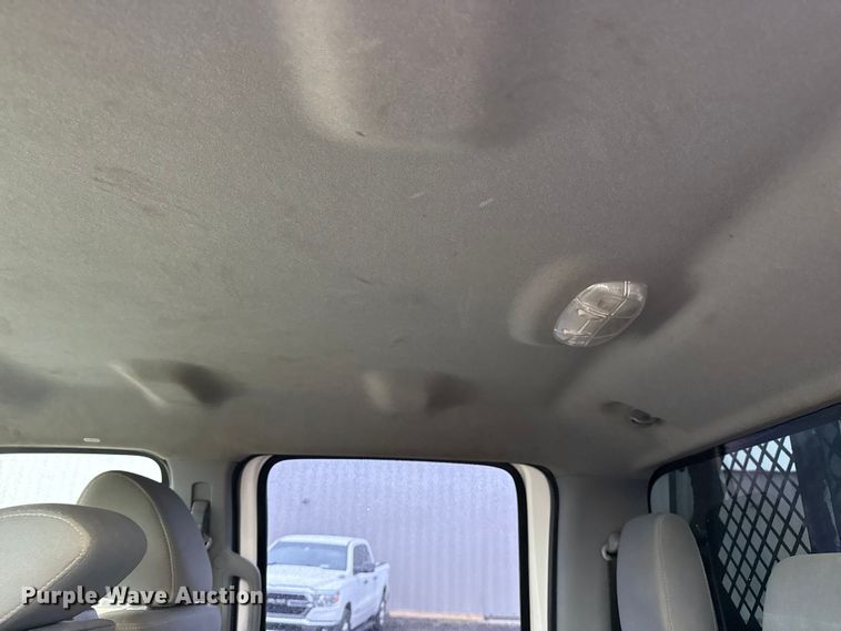 image for item EG8848 2015 Ford F450 Super Duty Crew Cab flatbed truck