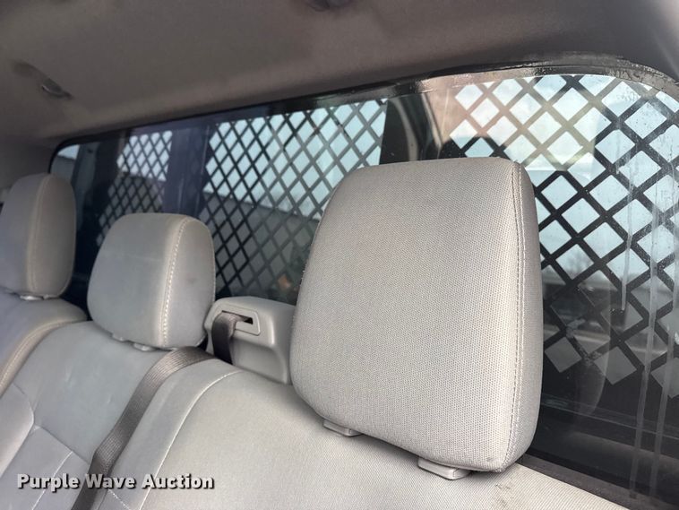 image for item EG8848 2015 Ford F450 Super Duty Crew Cab flatbed truck