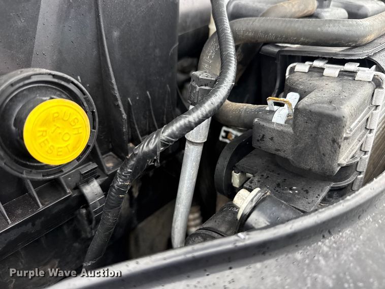 image for item EG8848 2015 Ford F450 Super Duty Crew Cab flatbed truck