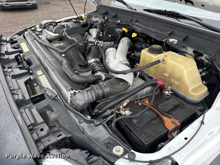 image for item EG8848 2015 Ford F450 Super Duty Crew Cab flatbed truck