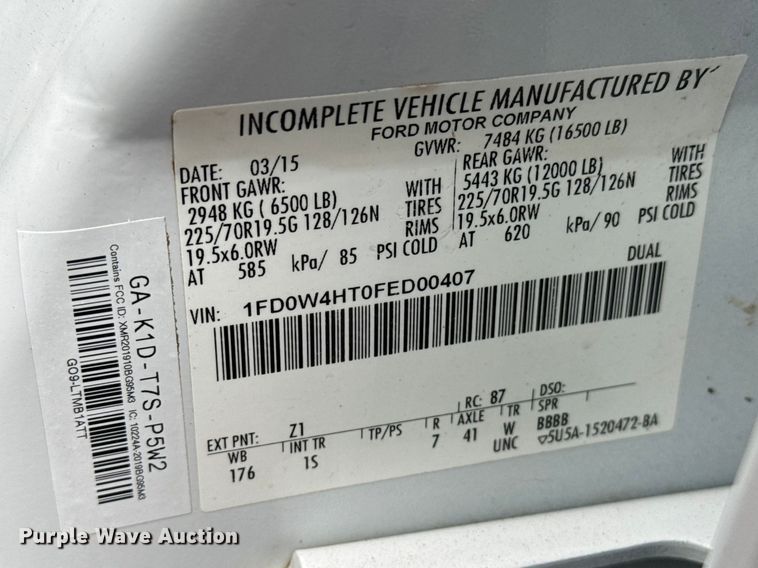 image for item EG8848 2015 Ford F450 Super Duty Crew Cab flatbed truck