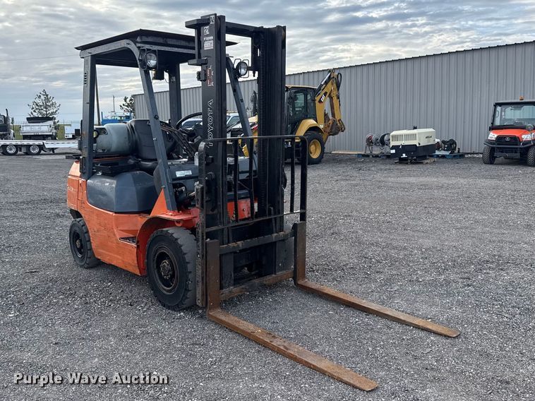 image for item EG8875 Toyota 7FGU25 forklift