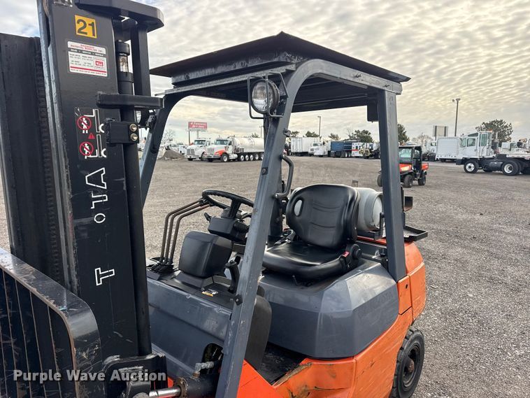 image for item EG8875 Toyota 7FGU25 forklift