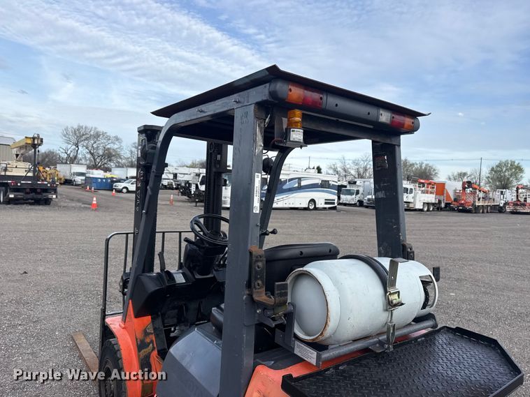 image for item EG8875 Toyota 7FGU25 forklift