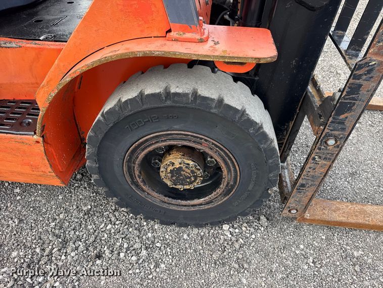 image for item EG8875 Toyota 7FGU25 forklift