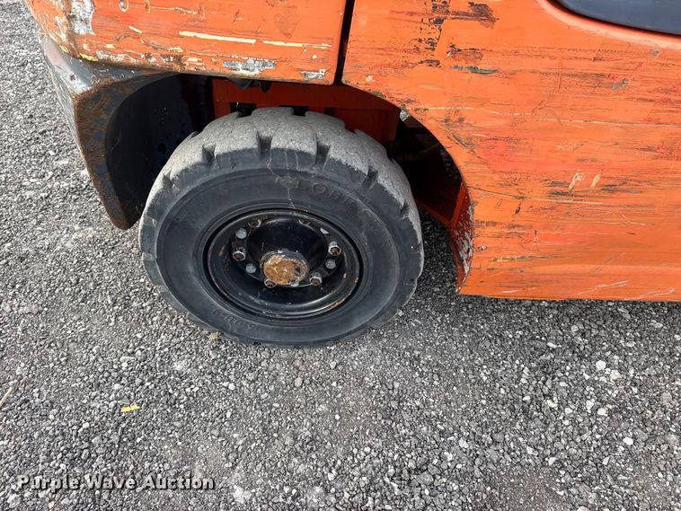 image for item EG8875 Toyota 7FGU25 forklift