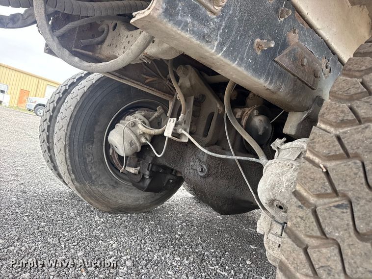 image for item EG8880 2007 Mack MR refuse truck