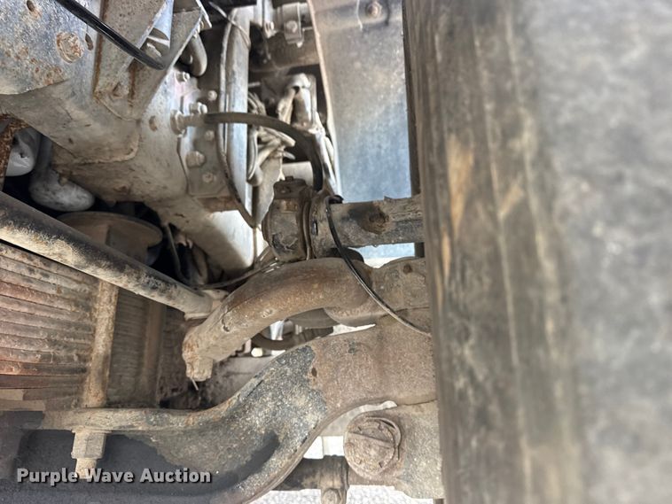 image for item EG8880 2007 Mack MR refuse truck