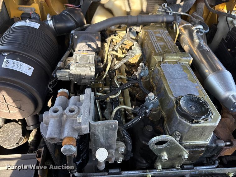 image for item EG8882 2017 Caterpillar DP30N forklift