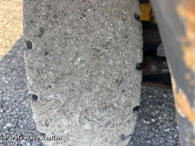 image for item EG8882 2017 Caterpillar DP30N forklift