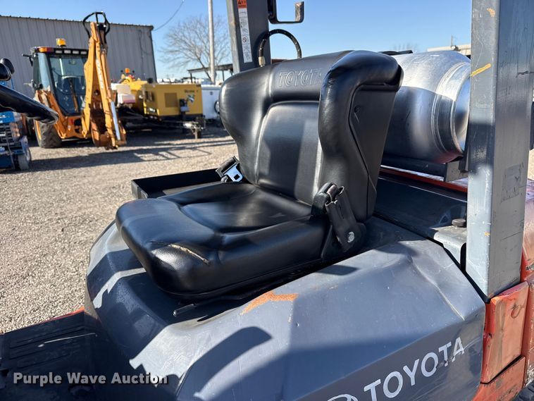 image for item EG8884 Toyota 7FGU25 forklift