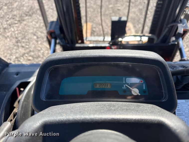 image for item EG8884 Toyota 7FGU25 forklift