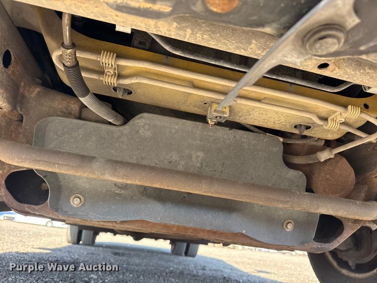 image for item EG8899 2014 GMC Savana box truck