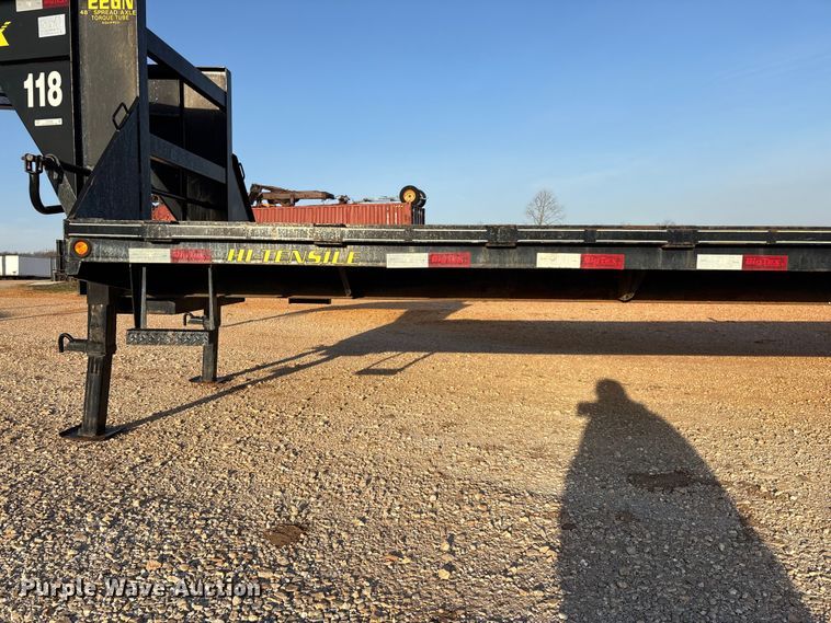image for item EO4048 2013 Big Tex 22GN flatbed trailer