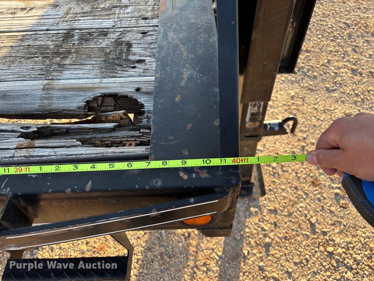 image for item EO4048 2013 Big Tex 22GN flatbed trailer