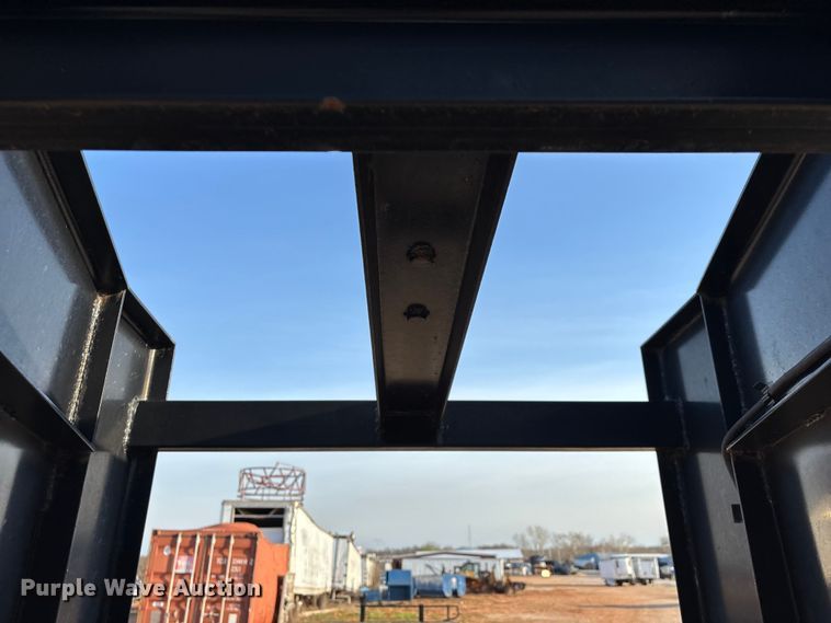 image for item EO4048 2013 Big Tex 22GN flatbed trailer