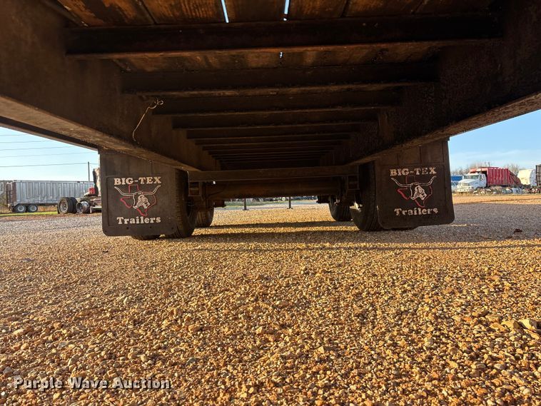 image for item EO4048 2013 Big Tex 22GN flatbed trailer
