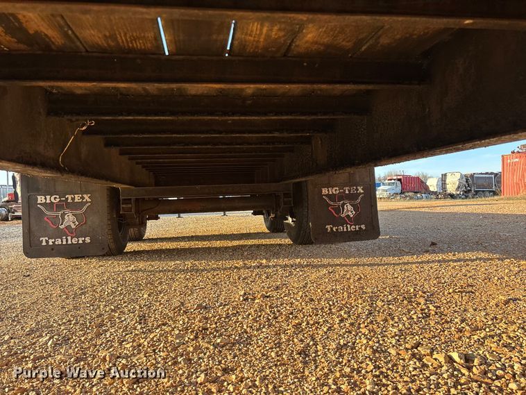 image for item EO4048 2013 Big Tex 22GN flatbed trailer