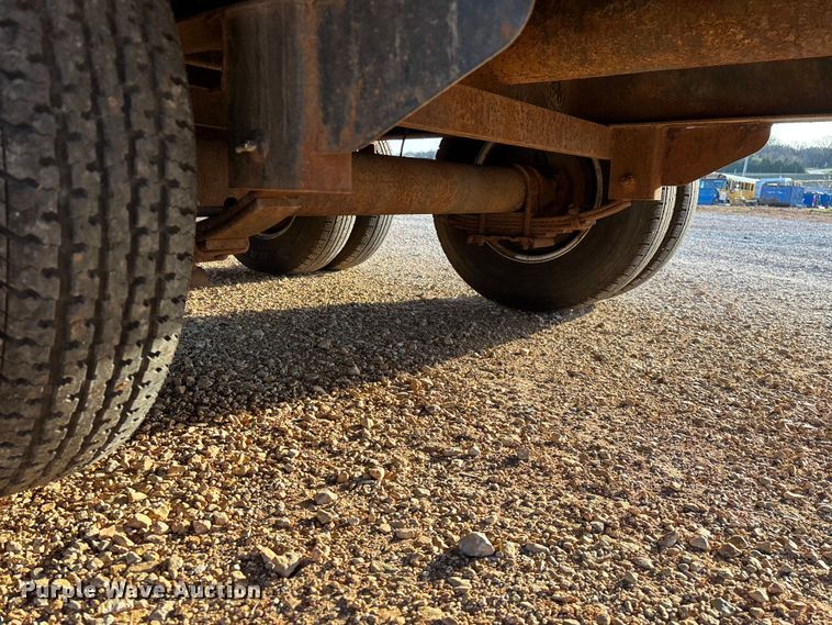 image for item EO4048 2013 Big Tex 22GN flatbed trailer
