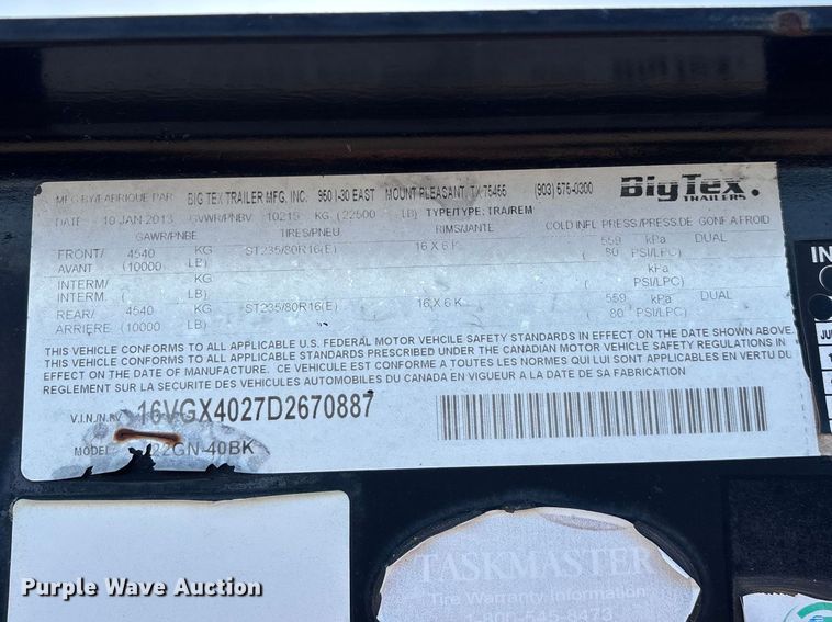 image for item EO4048 2013 Big Tex 22GN flatbed trailer