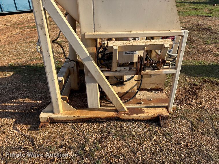 image for item EO4050 2001 J.V. Manufacturing, Inc. Cram-A-Lot QTT00140 cart tipper