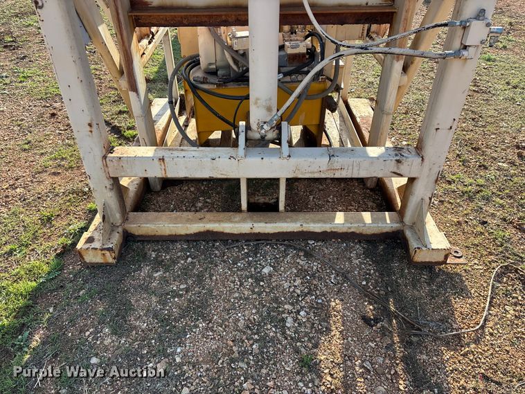 image for item EO4050 2001 J.V. Manufacturing, Inc. Cram-A-Lot QTT00140 cart tipper