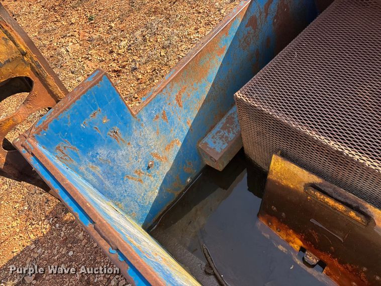 image for item EO4053 Bayne Thinline front end load carry can