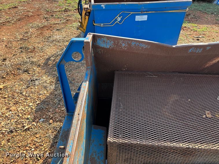 image for item EO4053 Bayne Thinline front end load carry can