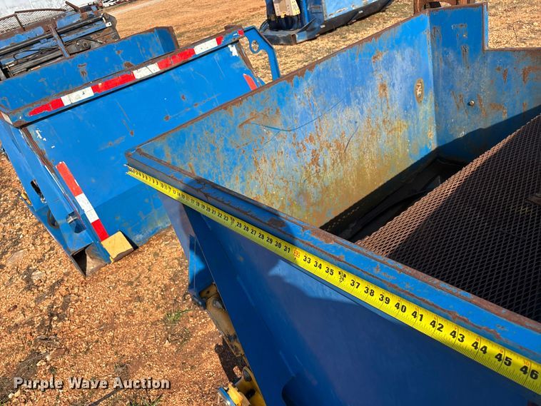 image for item EO4053 Bayne Thinline front end load carry can