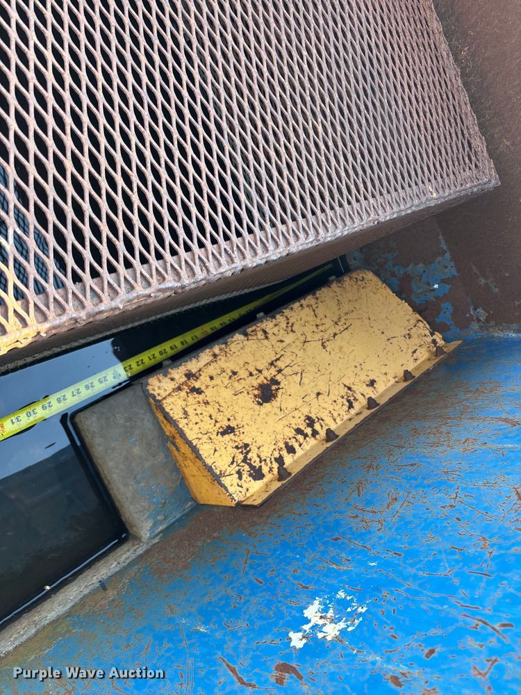 image for item EO4053 Bayne Thinline front end load carry can