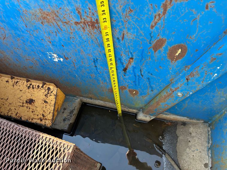 image for item EO4053 Bayne Thinline front end load carry can