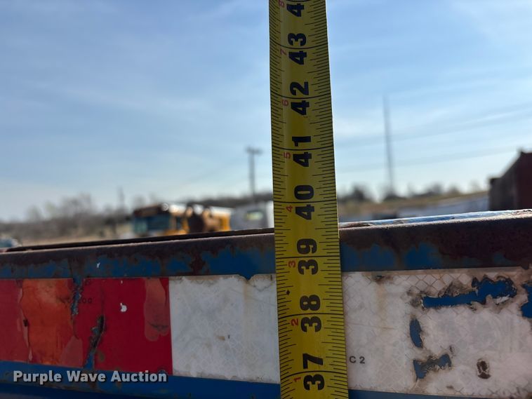 image for item EO4054 Bayne Thinline front end load carry can