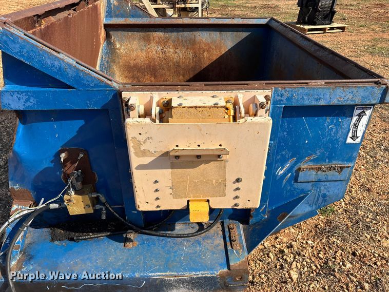 image for item EO4055 Bayne Thinline front end load carry can