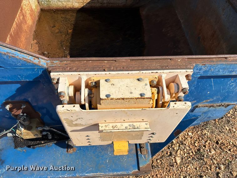 image for item EO4055 Bayne Thinline front end load carry can