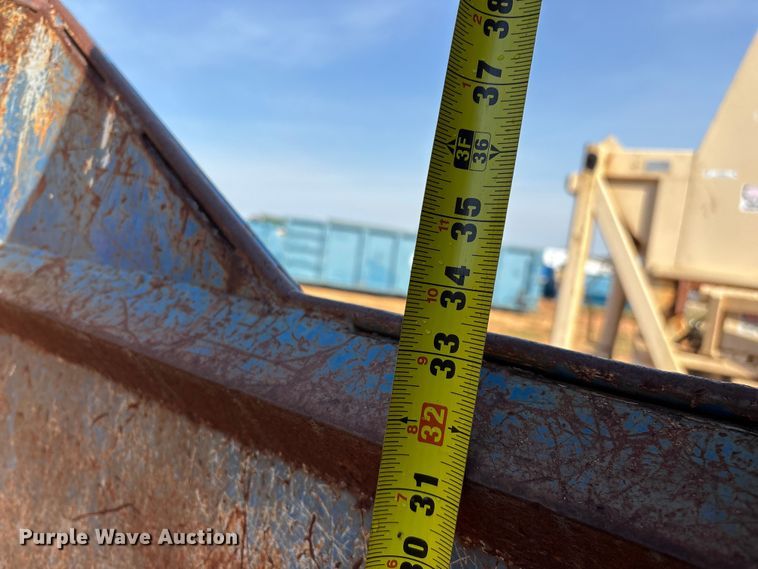 image for item EO4055 Bayne Thinline front end load carry can