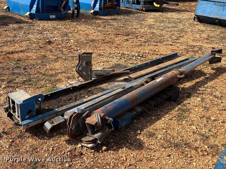 image for item EO4057 (2) refuse truck reaver cylinders