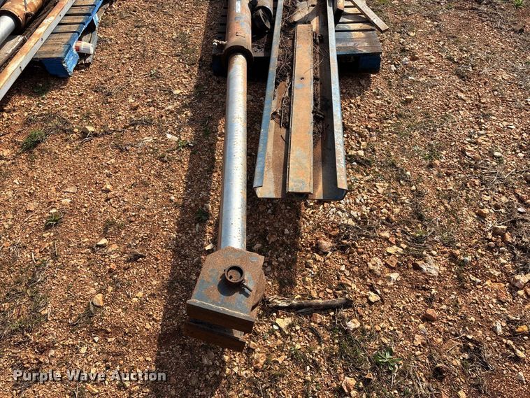 image for item EO4057 (2) refuse truck reaver cylinders