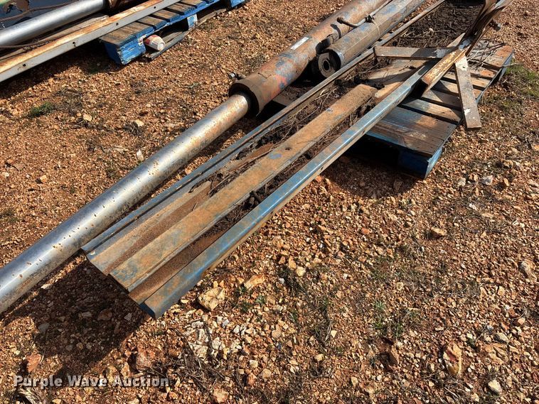 image for item EO4057 (2) refuse truck reaver cylinders